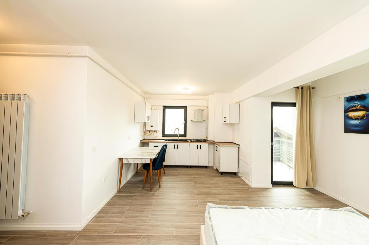 Apart Hotel Fusion Tower Iasi Exteriér fotografie